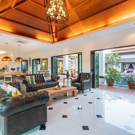 Jewels Villas Phuket Surin Beach  Exterior foto