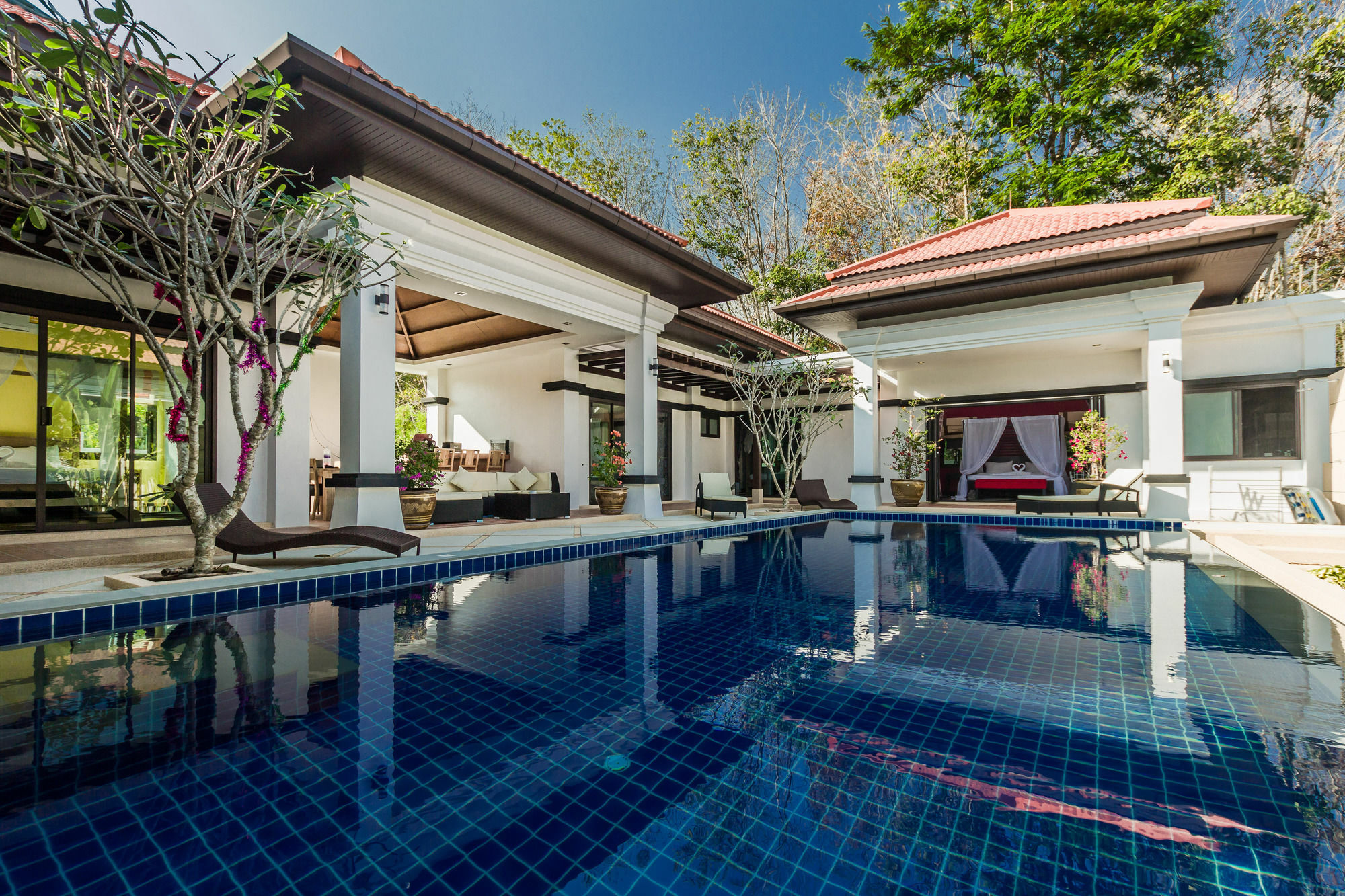 Jewels Villas Phuket Surin Beach  Exterior foto