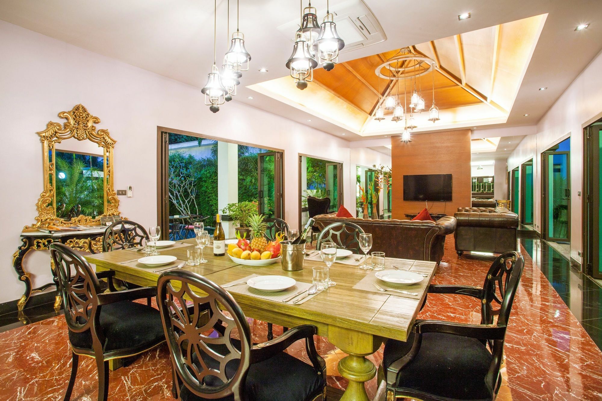 Jewels Villas Phuket Surin Beach  Exterior foto
